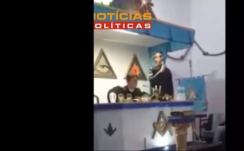 Jair Bolsonaro na maconaria Jair Bolsonaro na maconaria